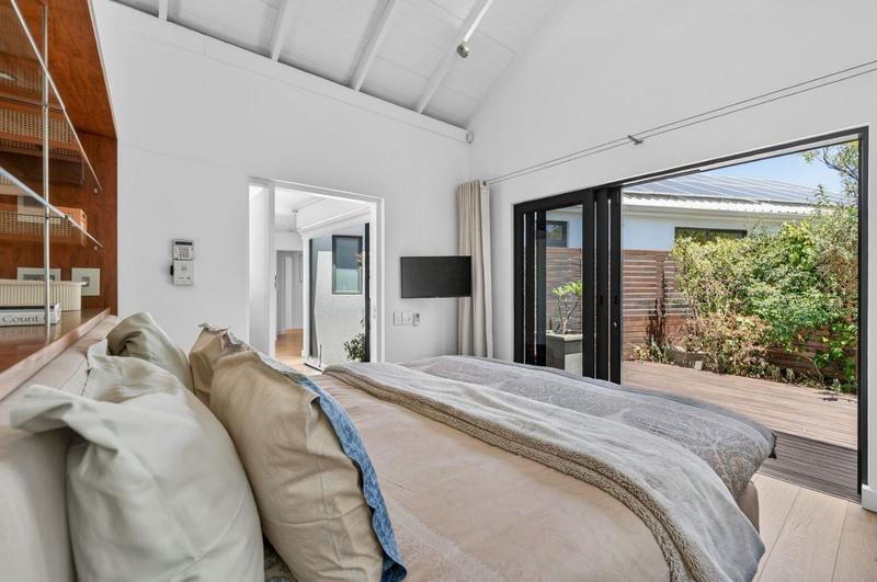 5 Bedroom Property for Sale in Camps Bay Western Cape